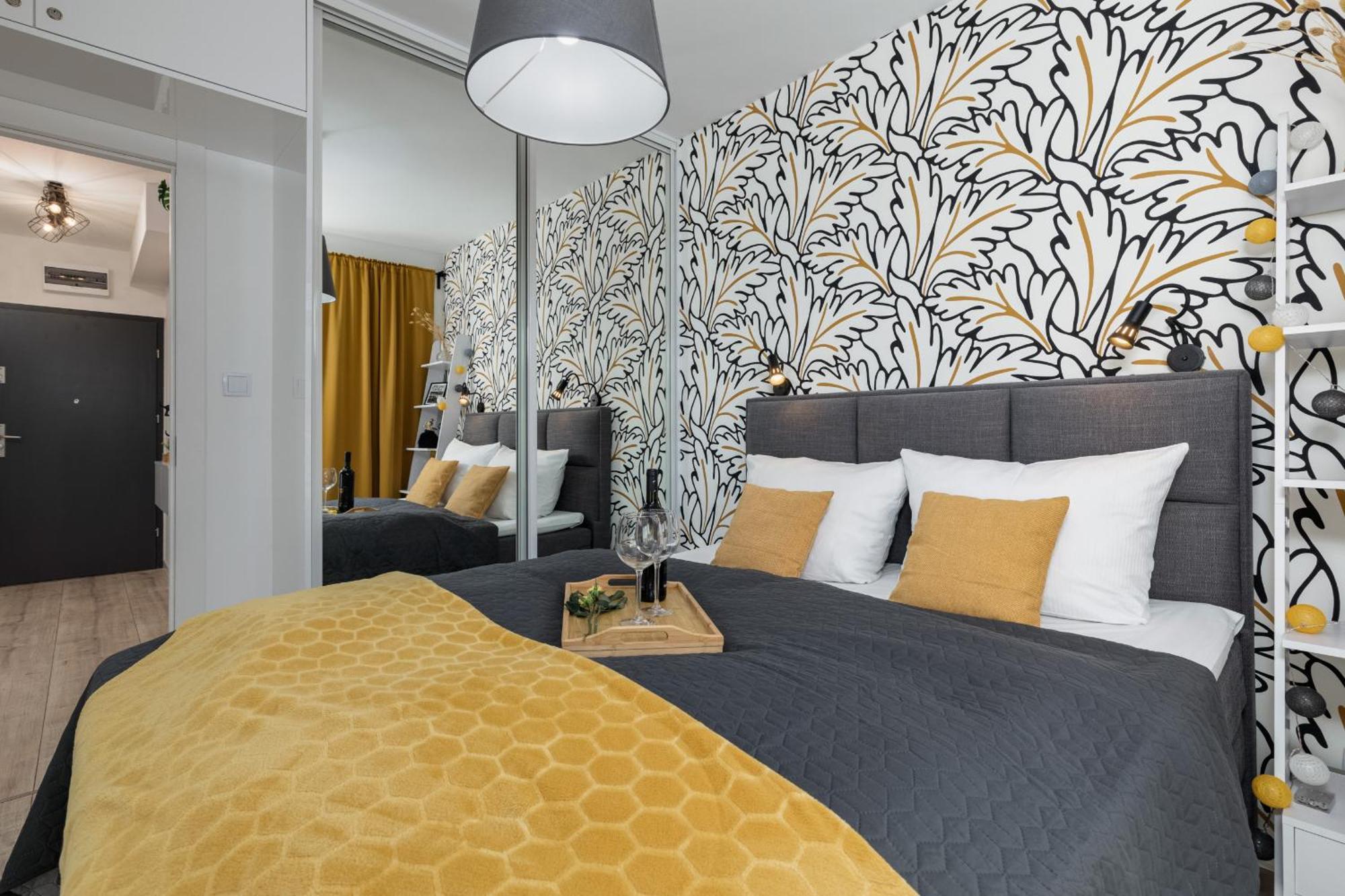 Dziwnow Luxurious Apartment No1 By The River By Renters Prestige Bagian luar foto